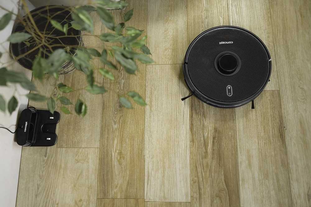 Valymo robotas Concept Solution VR3400