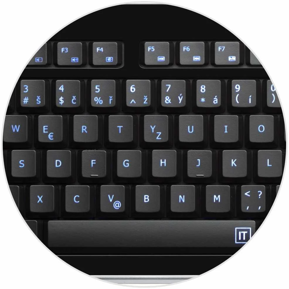 CONNECT IT Klaviatūra CI-45 su LED apšvietimu, USB