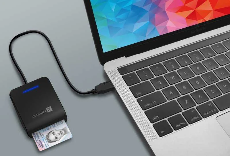 CONNECT IT USB eID ir lustinių kortelių skaitytuvas, juodas