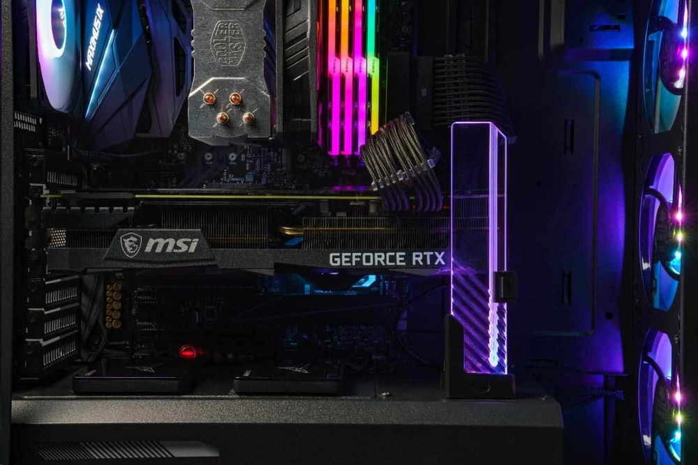 COOLER MASTER vaizdo plokštės laikiklis ARGB