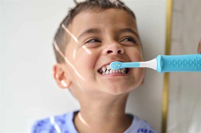 Philips Sonicare For Kids 2 dalių šepetėlių galvučių pakuotė HX6032/90
