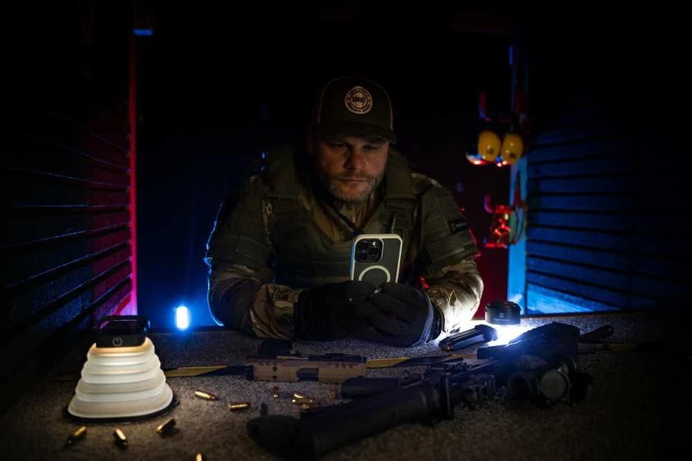 Tactical MagForce Hyperstealth dėklas telefonui Apple iPhone 16 Pro Max pilkos spalvos