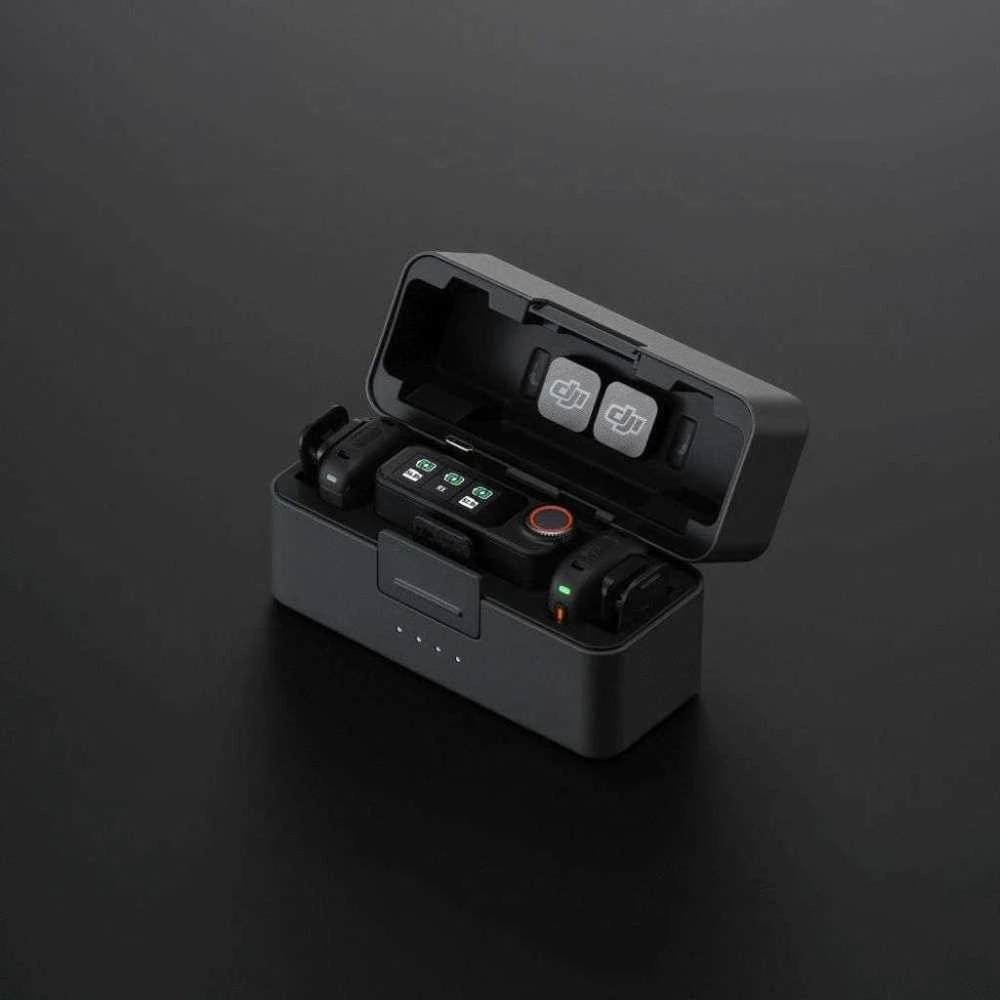 DJI Mic 3 (2 siųstuvai + 1 imtuvas + įkrovimo dėklas)
