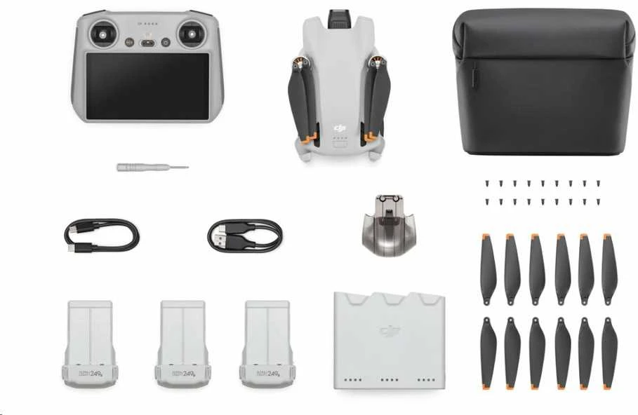 Dronas DJI Mini 3 Fly More Combo (su išmaniuoju pultu)