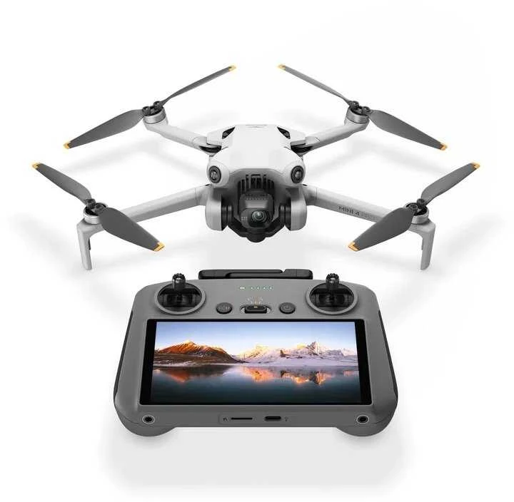 DJI Mini 4 Pro Fly More Combo (DJI RC 2) dronas