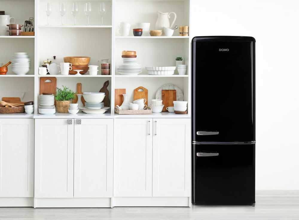 Šaldytuvas DOMO DO91706R Retro fridge-šaldiklis bottom 147/44 l, juodas
