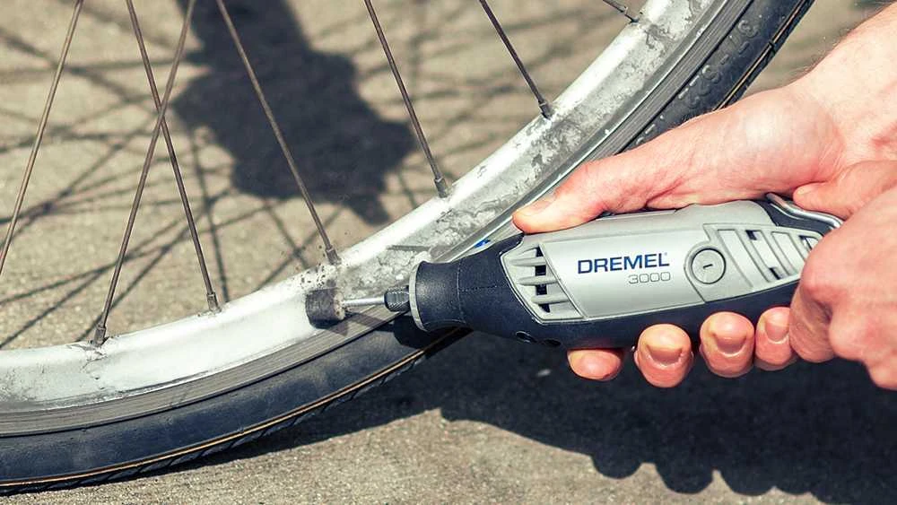 Dremel 3000 (3000-15) daugiafunkcinis įrankis + priedai