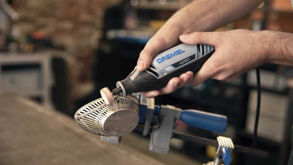 Dremel daugiafunkcinis įrankis 4250-35 su 35 priedais