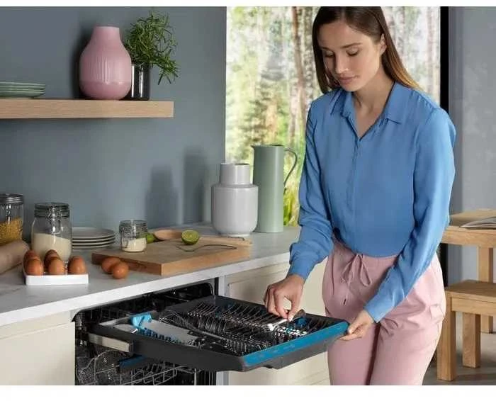 Indaplovė ELECTROLUX EEM48320L
