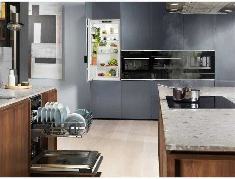60 cm. pločio įmontuojama indaplovė Electrolux EEC67310L