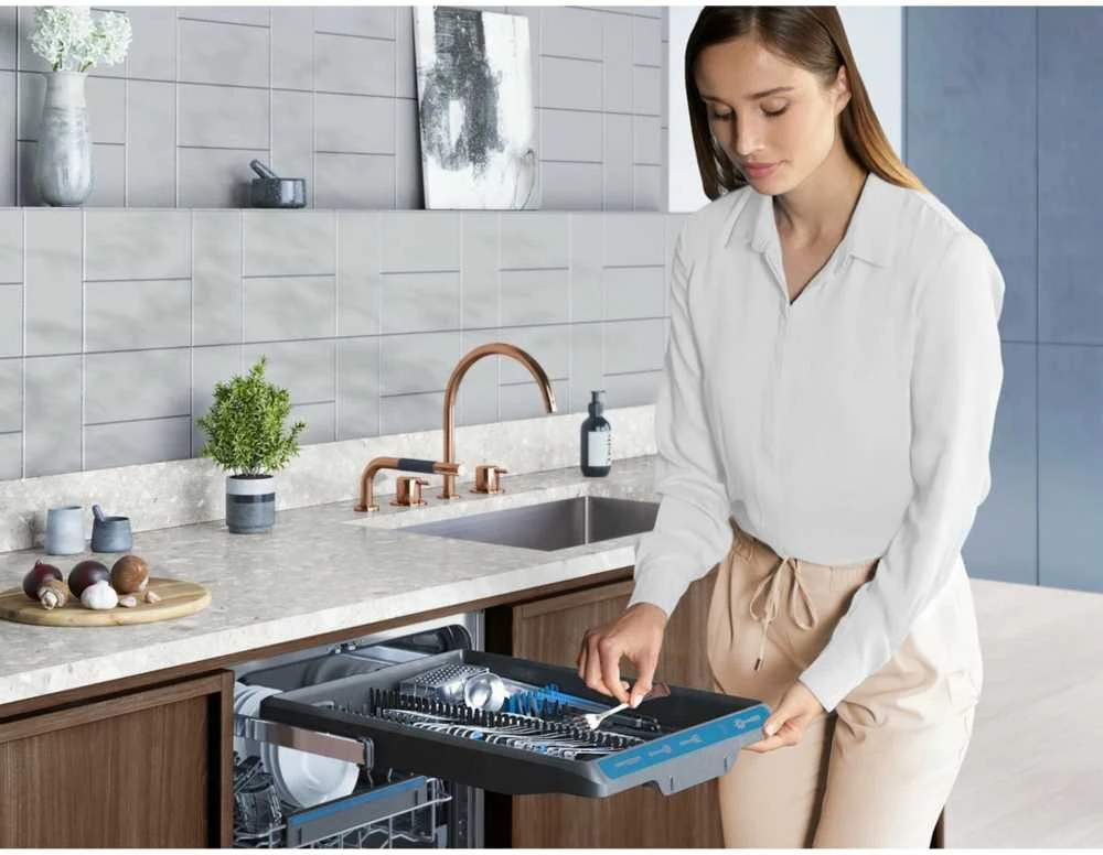 Įmontuojama indaplovė Electrolux EEM43201L