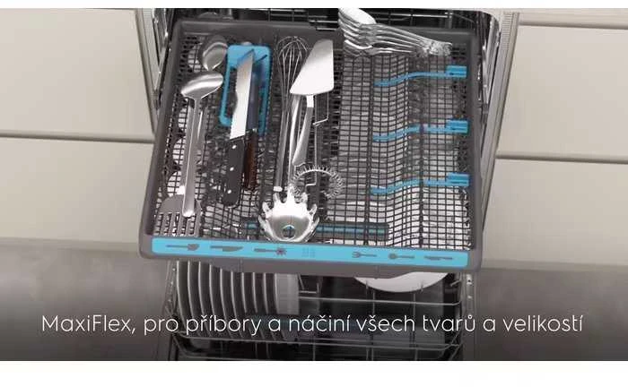 Indaplovė Electrolux EEM48200IX
