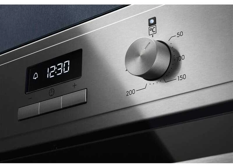 Orkaitė Electrolux EOF3H50BX