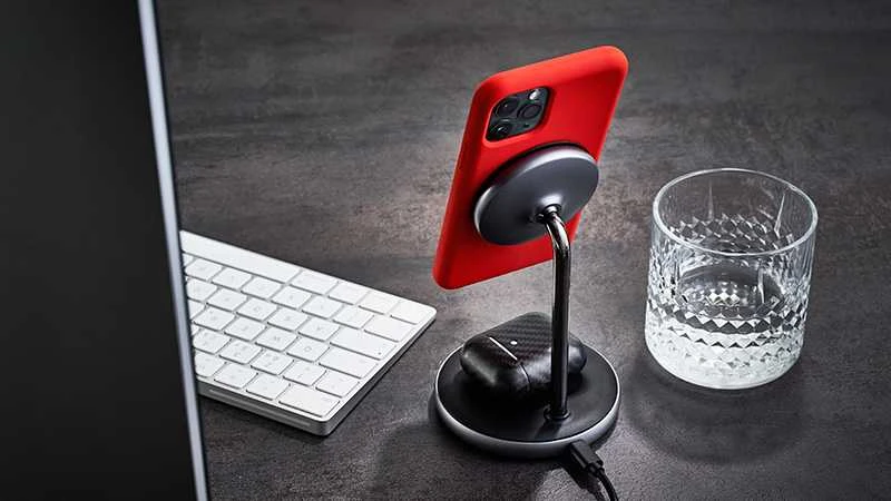 Epico 2in1 įkroviklis su telefonu ir ausinėmis