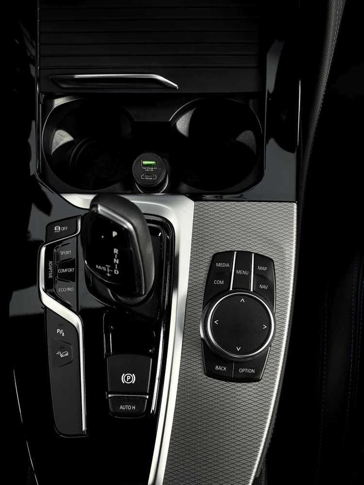 Epico 63W PD AUTOMOBILIS KROVINIS - space pilka