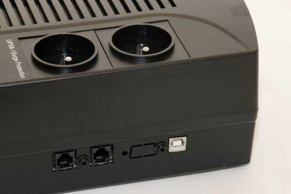 UPS EuroCase 4 lizdai juodi (EA200PLUS-850VA-EVO)