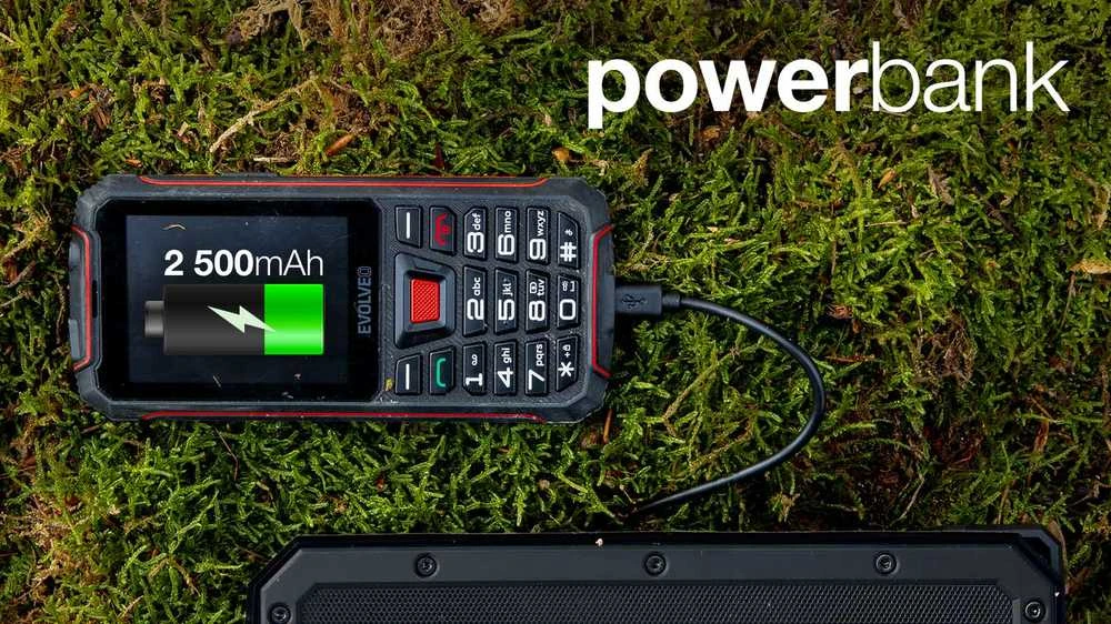 Mobilusis telefonas Evolveo StrongPhone W4, atsparus vandeniui, patvarus dviejų SIM kortelių telefonas, juodas-raudonas