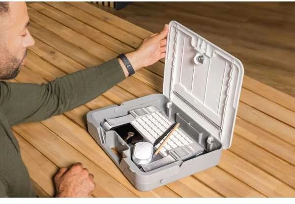 Fellowes | Breyta 2in1 Nešiojamas kompiuteris Carry Case/Nešiojamas kompiuteris Riser | 384 x 308 x 89 mm | Juodas