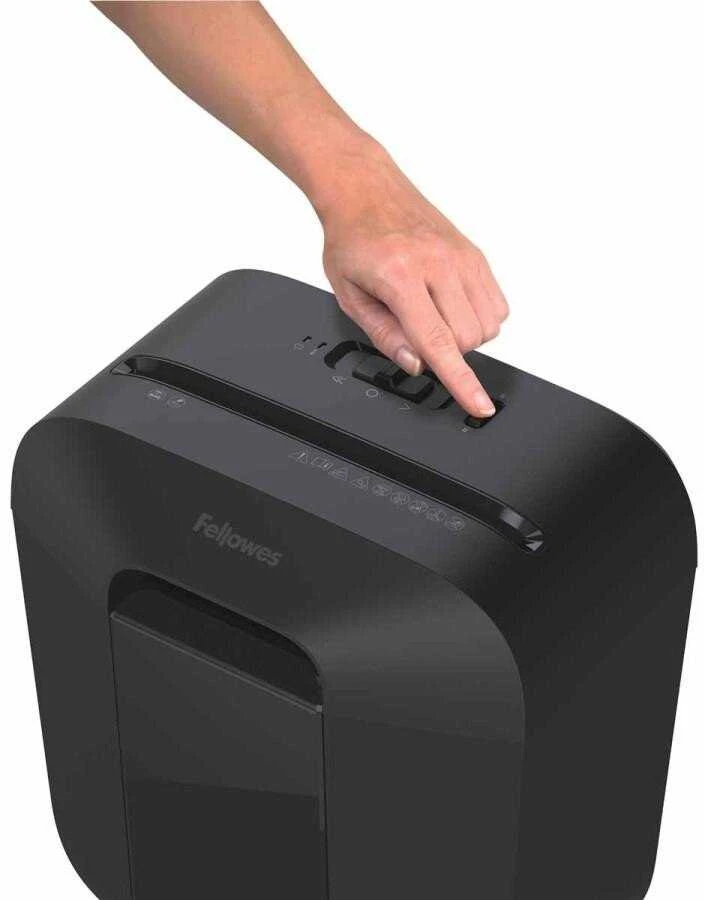 Fellowes Powershred | LX25 | Juodas | 11,5 l | Kreditinių kortelių smulkinimas | Popieriaus apdorojimo standartas/išvestis 6 lapai per eigą | Skersinis smulkintuvas | Garantija 24 mėn.