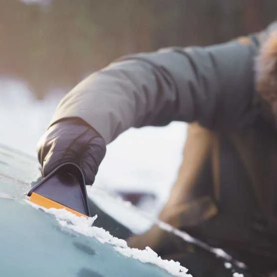 Fiskars Solid ledo grandiklis
