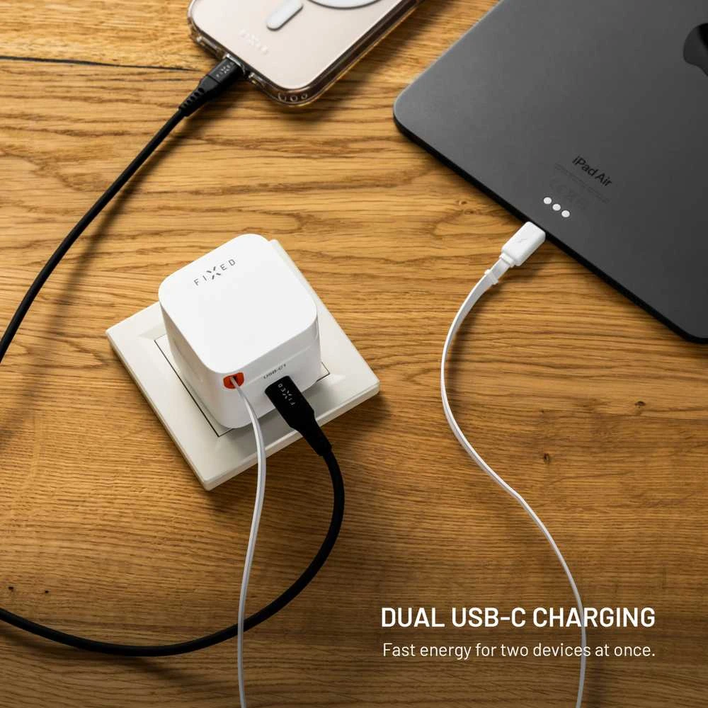 Fixed FIKSUOTAS GaN tinklo įkroviklis su 2xUSB-C palaikymu PD 3.0 su savaime susivyniojančiu laidu 65W baltas