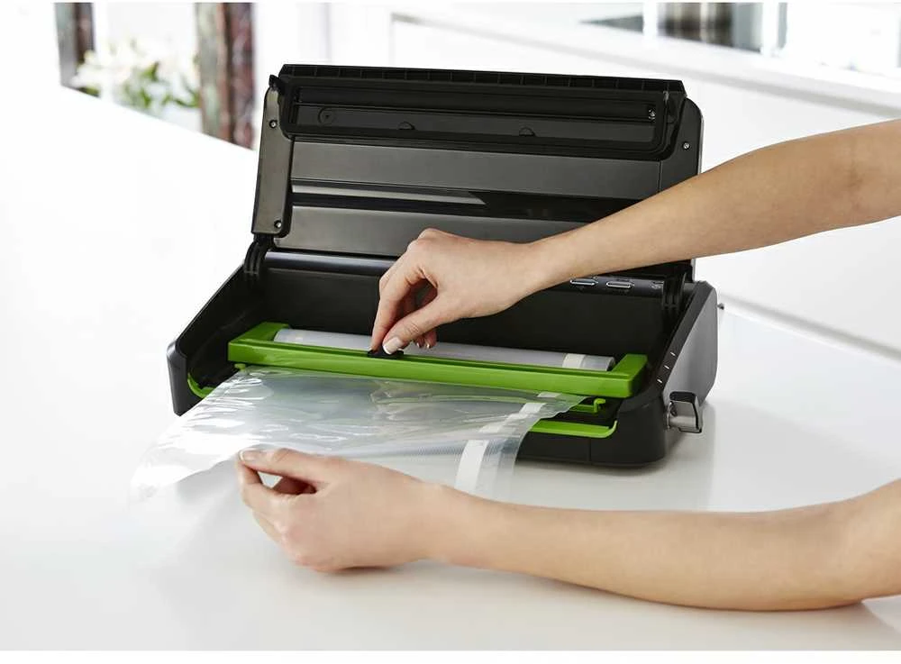 Food Saver Vakuumavimo Aparatas - Foodsaver Ffs005x 0.5 Mbar Juodas Nerūdijančio Plieno