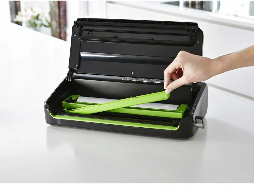 Food Saver Vakuumavimo Aparatas - Foodsaver Ffs005x 0.5 Mbar Juodas Nerūdijančio Plieno