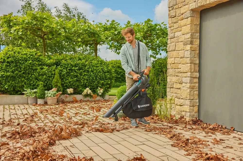 Akumuliatorinis lapų siurblys-pūstuvas Gardena PowerJet Collect Solo; 18 V (be akumuliatoriaus ir pakrovėjo)