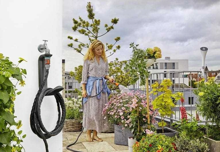 Gardena „Liano™“ žarnos laikiklis „TapFix“