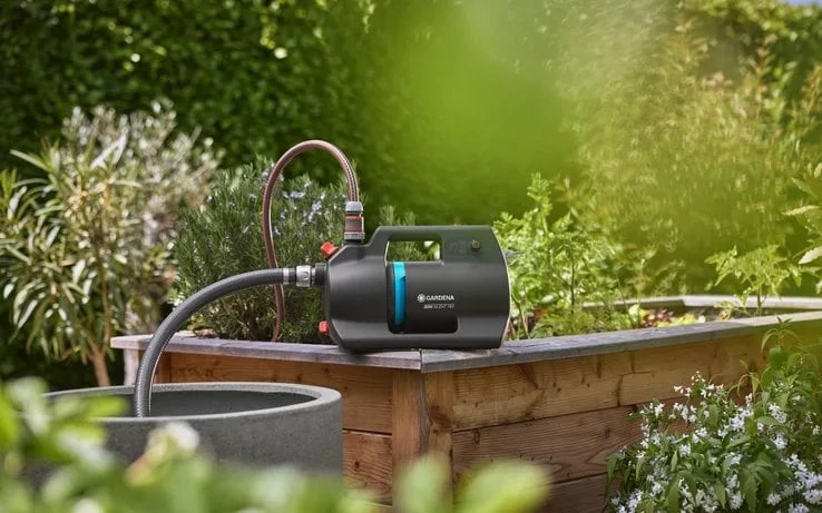 Gardena Akumuliatorinis sodo siurblio 3000 18V P4A rinkinys