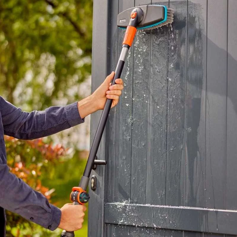 Gardena "Cleansystem" rankena M, didesniems plotams plauti, jungiama prie vandens tiekimo