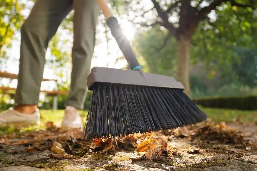 GARDENA PureLine terasos šluota