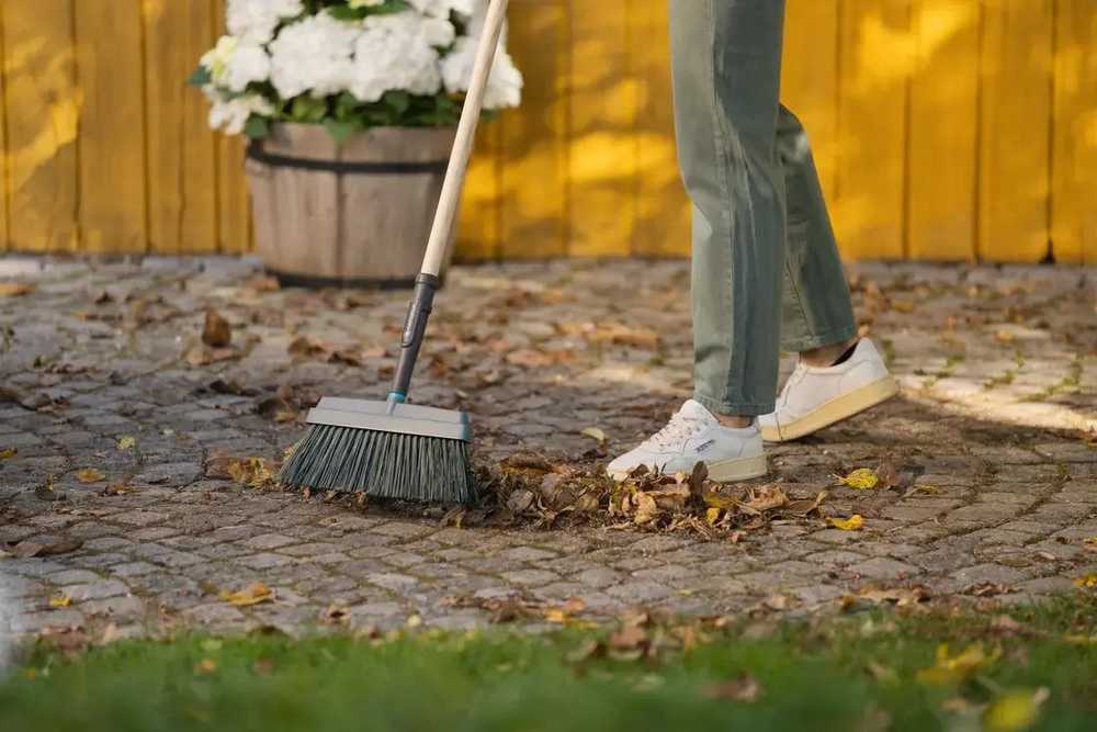 GARDENA PureLine terasos šluota