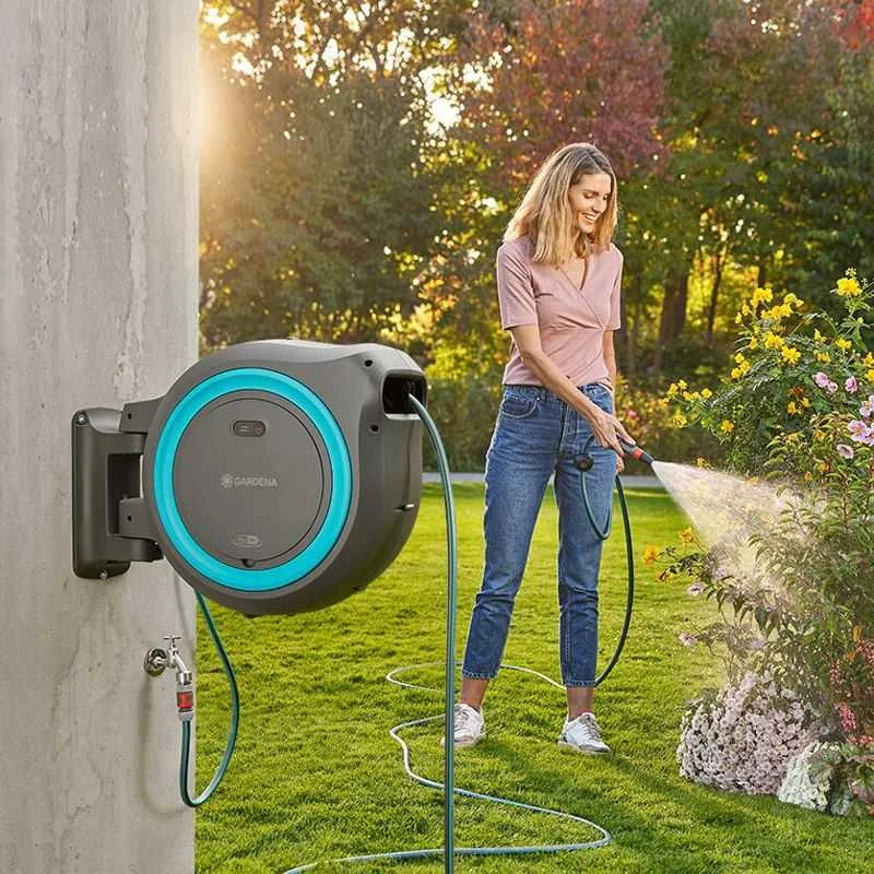 Gardena Akumuliatorinė prie sienos tvirtinama žarnos ritė PowerRoll XL, rinkinys, 35 m žarnos, turkio spalvos