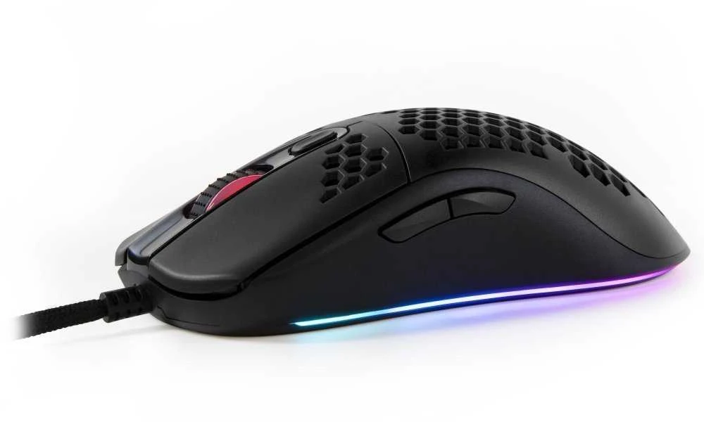 Itin lengva Žaidimų Pelė Arozzi Favo, su RGB pašvietimu, Pixart 3389 sensorius, Omron 20M switches, Juoda