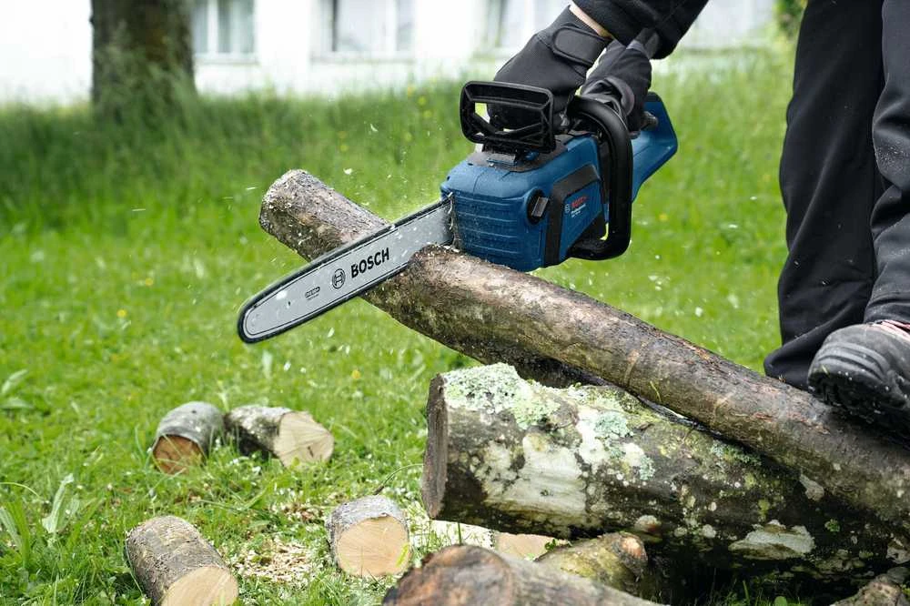 Grandininis pjūklas Bosch GKE 18V-40 Professional, 18 V, be akumuliatoriaus ir kroviklio