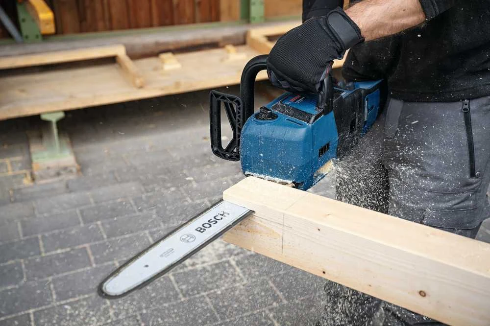 Grandininis pjūklas Bosch GKE 18V-40 Professional, 18 V, be akumuliatoriaus ir kroviklio