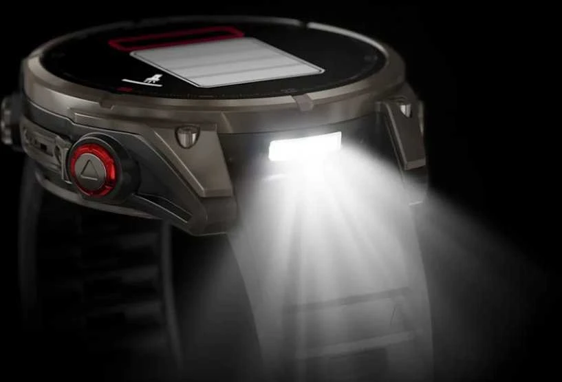 Išmanusis laikrodis Garmin fēnix® 8 Pro – 51 mm, AMOLED Sapphire, titanas su grafito spalvos / juodu silikoniniu dirželiu | 010-03199-11