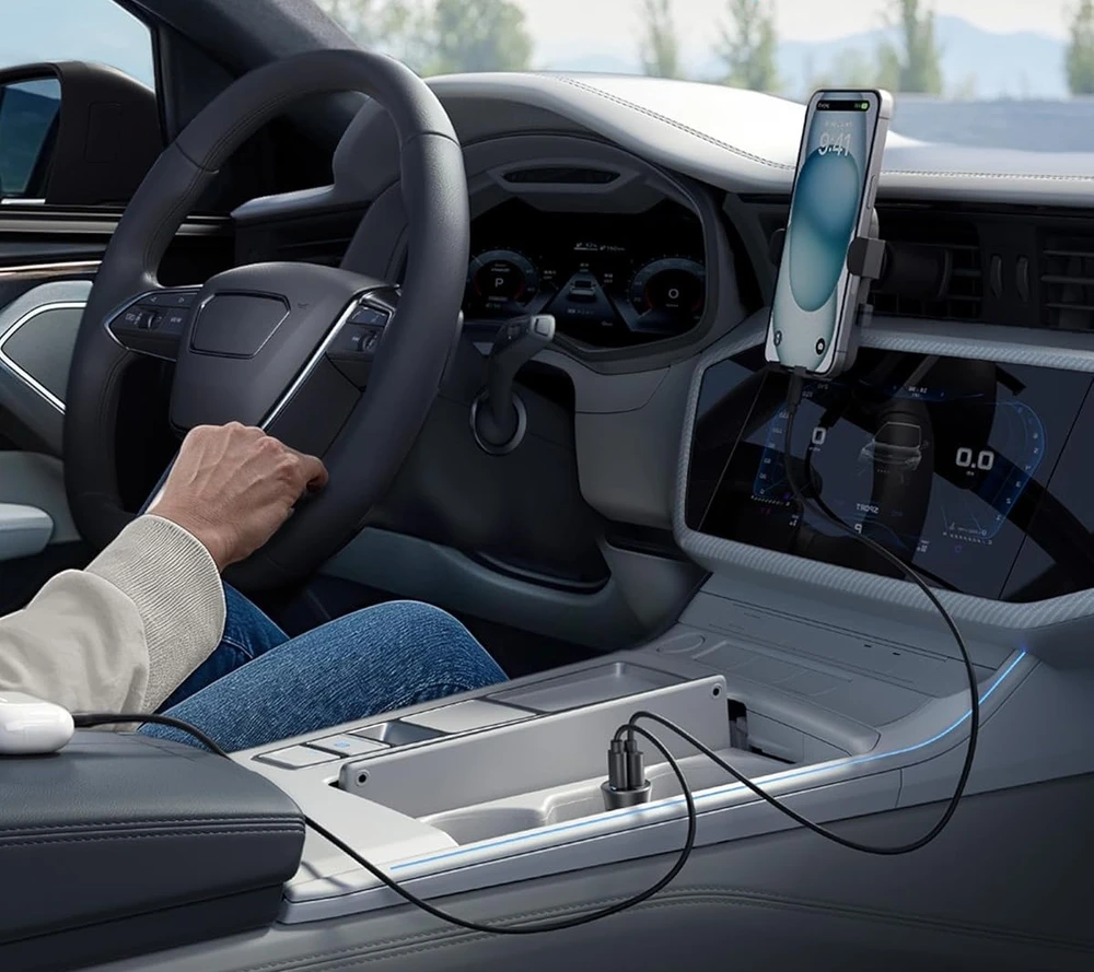 iPeax CL-04 PD USB-C / USB automobilinis įkroviklis 30W