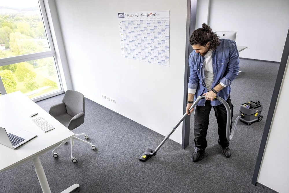 Dulkių siurblys Karcher T 10/1 Bp