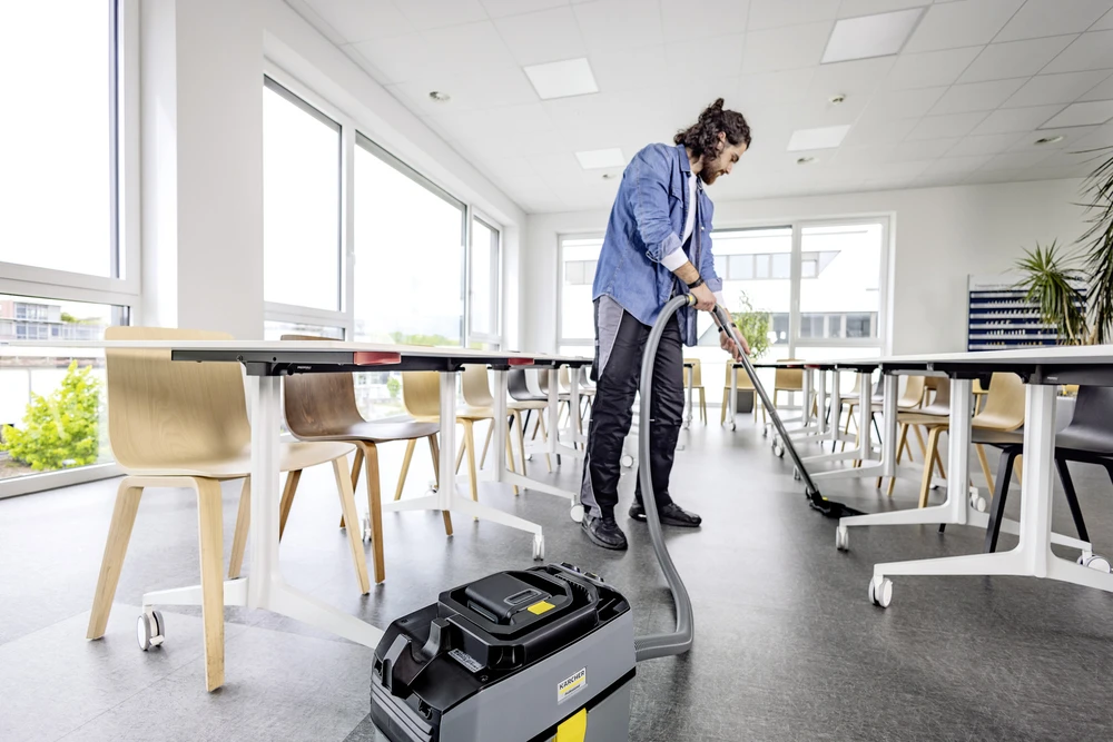 Dulkių siurblys Karcher T 10/1 Bp