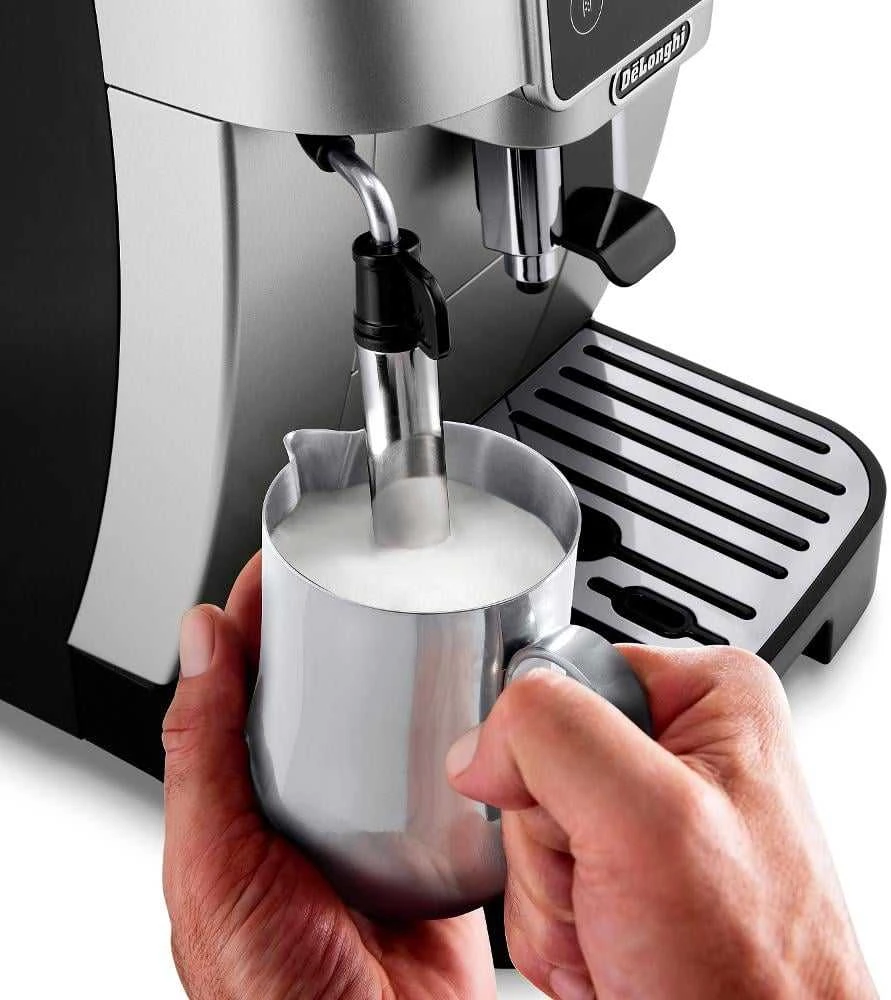 Kavos aparatas DELONGHI ECAM220.31.SB