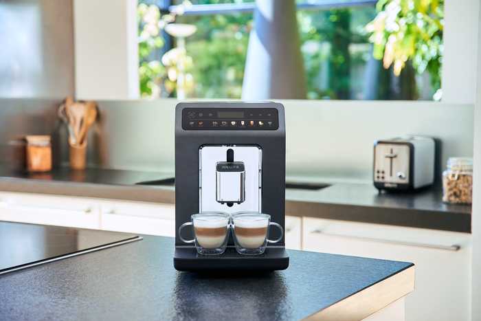 KRUPS automatinis kavos aparatas su malūnėliu, 1450 W, 2,3 l, EA895N10