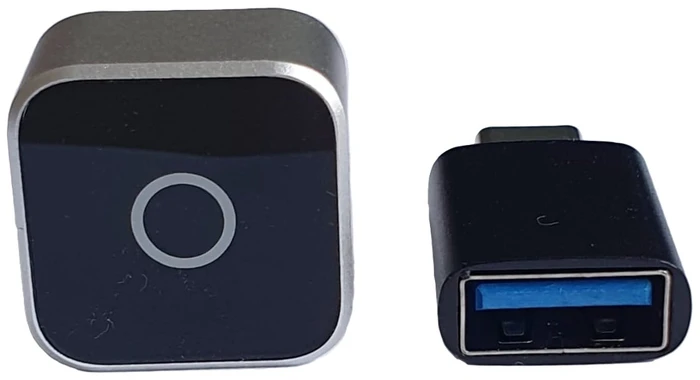 KEETEC CP88 Mini Cube modulis belaidžiu būdu prijungiamas prie „Carplay“ ir „Android Auto“