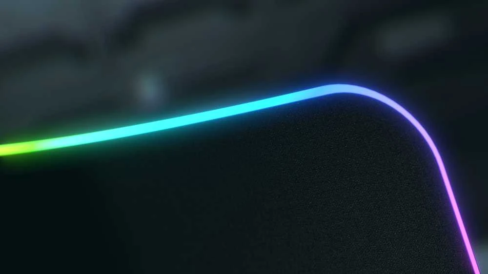 Razer | Strider Chroma Pelės kilimėlis | Pelės kilimėlis | 900 x 370 x 4 mm | Juodas