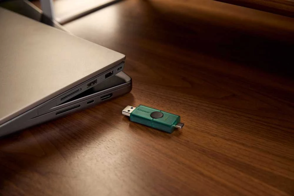 KINGSTON 256GB USB-A + USB-C 3.2 Gen 1 DataTraveler DuoG2