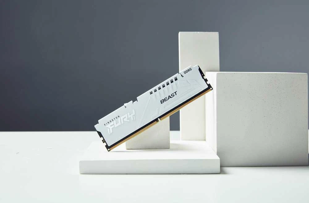 RAM Kingston KF560C30BWEK2-32 32GB 6000MT/s DDR5 CL30 DIMM (Kit of 2) FURY Beast Baltas EXPO | Kingstonas
