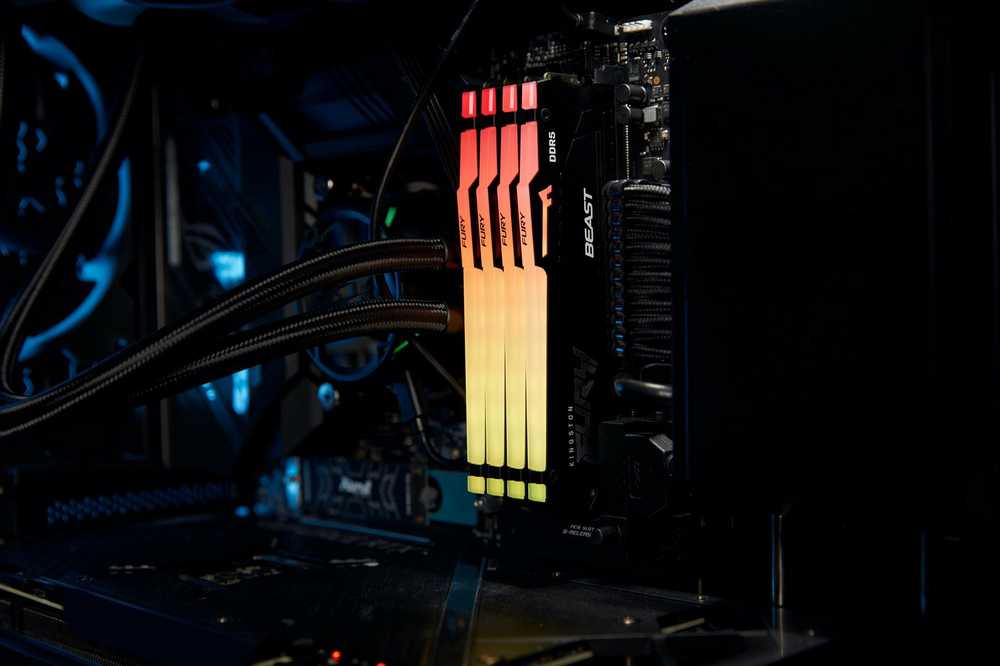RAM Kingstonas | Fury Beast RGB | 32 komplektas (16GBx2) GB | DDR5 | 5200 MHz | PC/serveris | Registracijos Nr. | ECC Nr