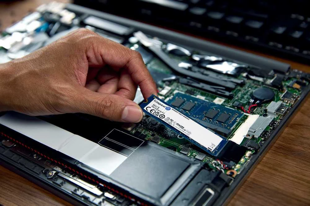 KINGSTON 2000GB NV3 M.2 2280 PCIe 4.0 NVMe SSD