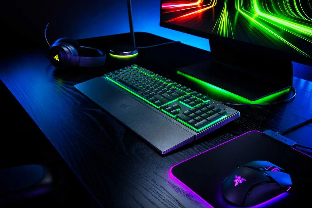 Razer | Klaviatūra žaidimams | Ornata V3 X | Klaviatūra žaidimams | su laidu | RGB LED pašvietimas | US | Silent Membrane | Juodas